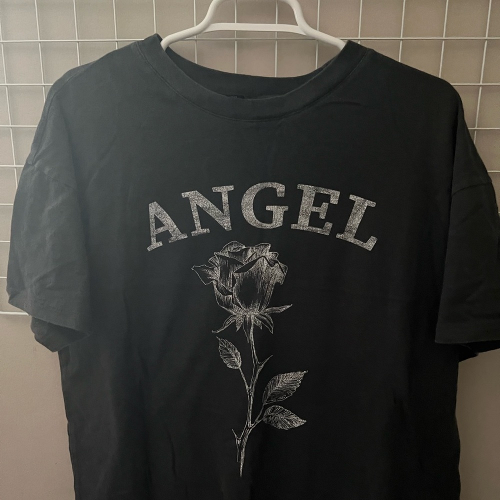Graphic ’Angel’ grey overs sized forever 21 shirt